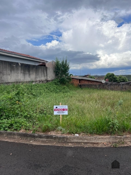 VENDE - TERRENO